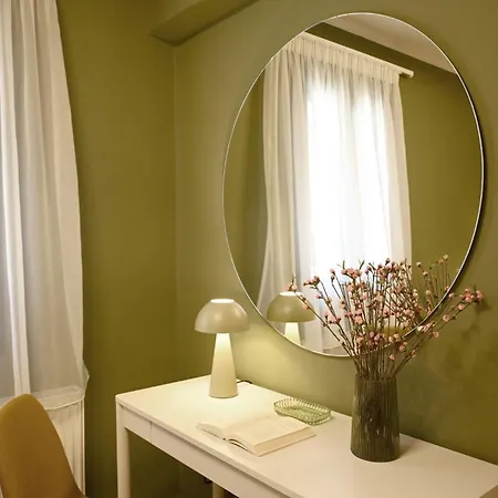 Si Deve Apartments, By Zantewize *