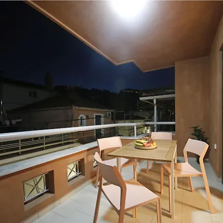 Si Deve Apartments, By Zantewize