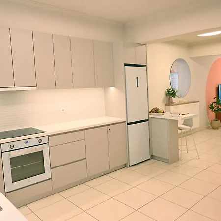 Lejlighed Si Deve Apartments, By Zantewize *